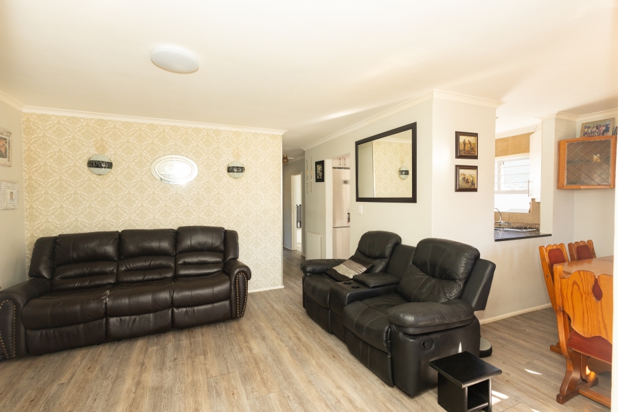 3 Bedroom Property for Sale in Edgemead Western Cape